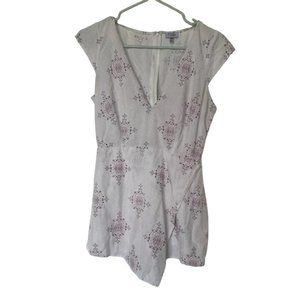 Tobi White and Purple Patterned Romper